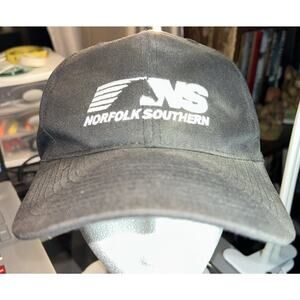 NORFOLK SOUTHERN INTERMODAL HAT CAP CALLAWAY ADJUSTABLE STRAPBACK BLACK NWT